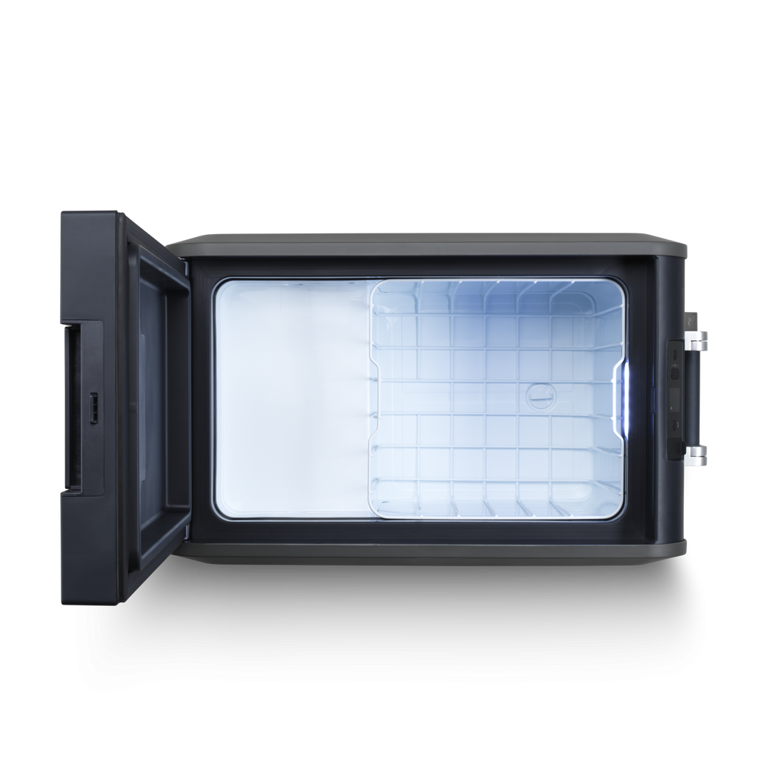 Dometic CFX5 35 angle view overlanding fridge