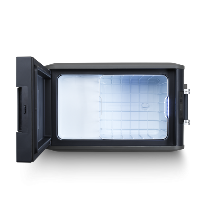 Dometic CFX5 35 angle view overlanding fridge