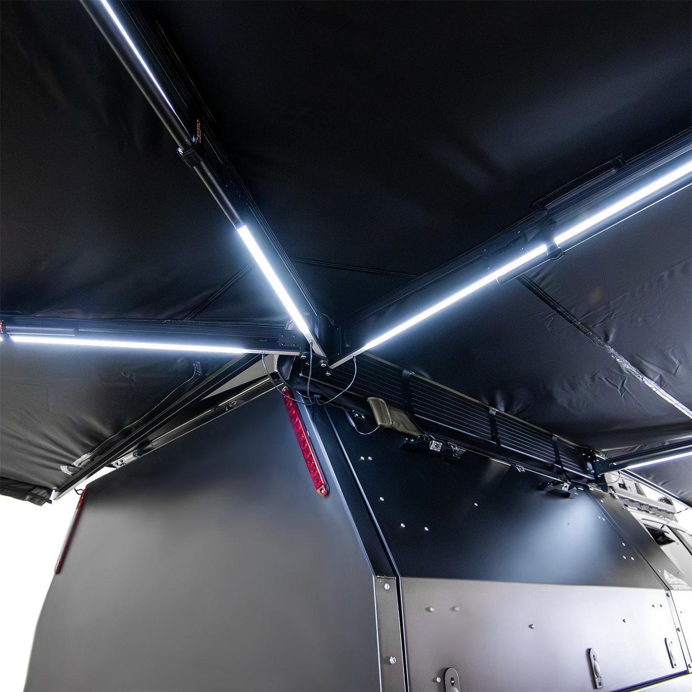 23ZERO PEREGRINE PRO 6 ARM FREESTANDING 270-DEGREE AWNING