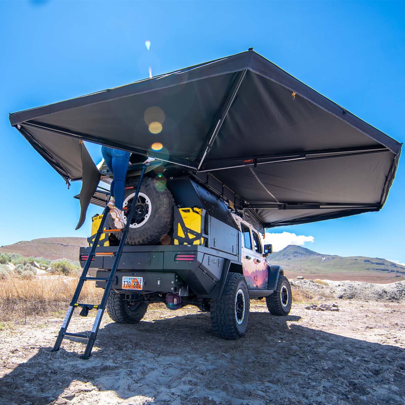 23ZERO PEREGRINE PRO 6 ARM FREESTANDING 270-DEGREE AWNING