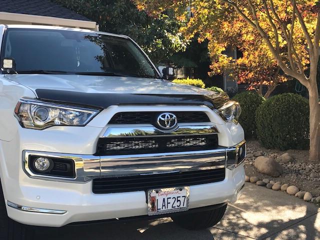 2014-2020 Toyota 4Runner 32" Hidden Grille LED Light Bar Brackets/Combo - Cali Raised LED