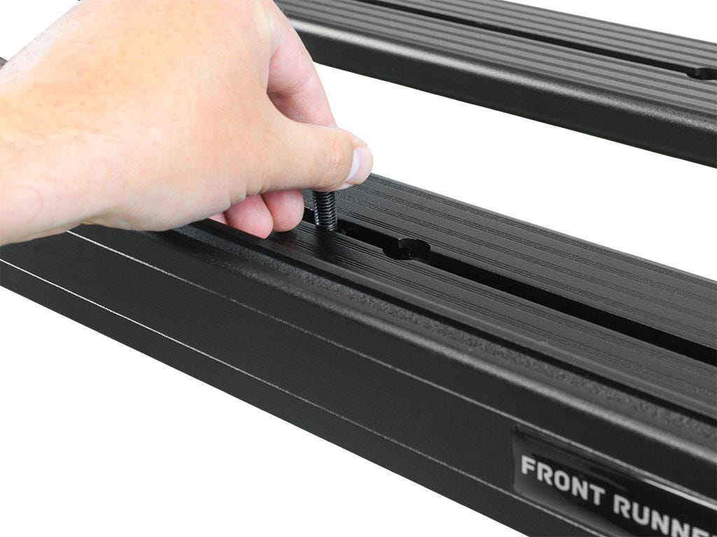 Chevrolet Silverado/GMC Sierra 2500/3500 ReTrax XR 6'9in (2020-Current) Slimline II Load Bed Rack Kit - by Front Runner