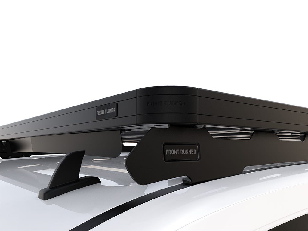 Chevrolet Silverado/GMC Sierra 1500 Crew Cab (2014-2018) Slimline II Roof Rack Kit / Low Profile - by Front Runner