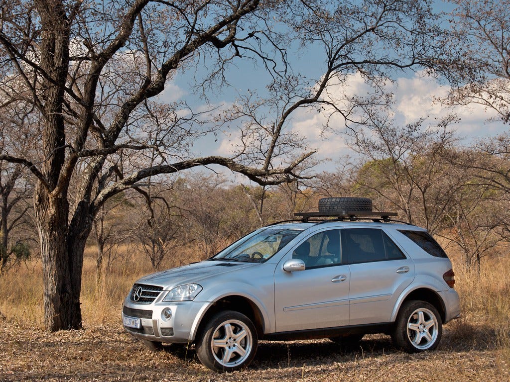 Mercedes-Benz M-Class ML W164/W166 (2005-2015) Slimline II Roof Rack Kit